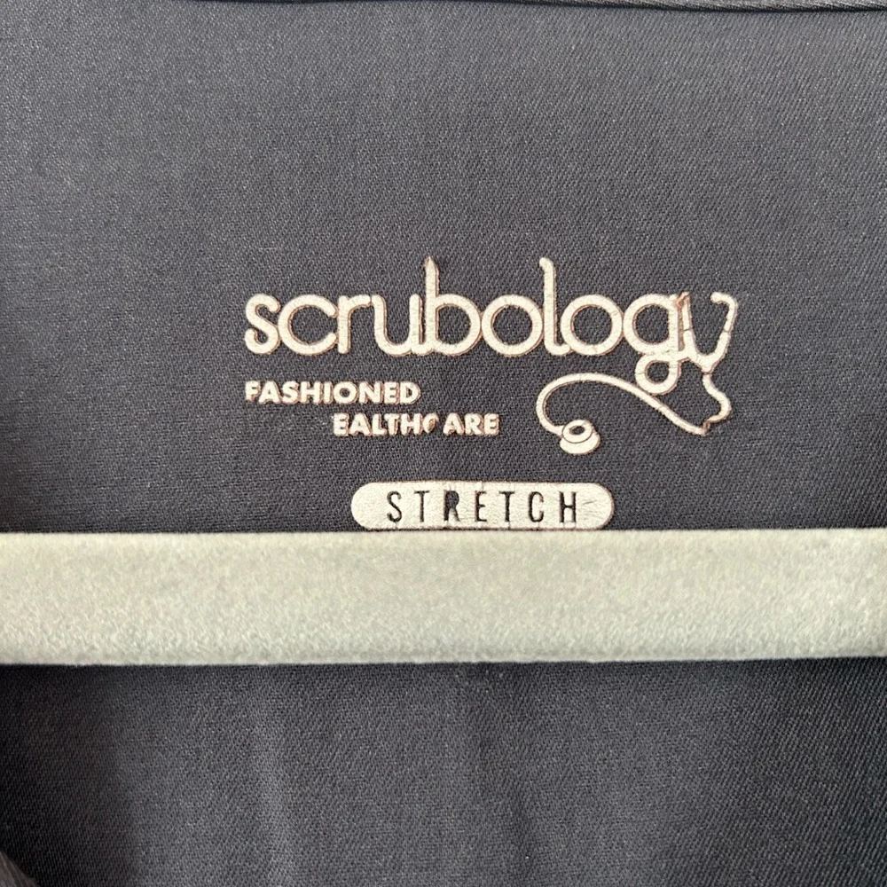 Scrubology Scrub Top - Picture 3 of 3
